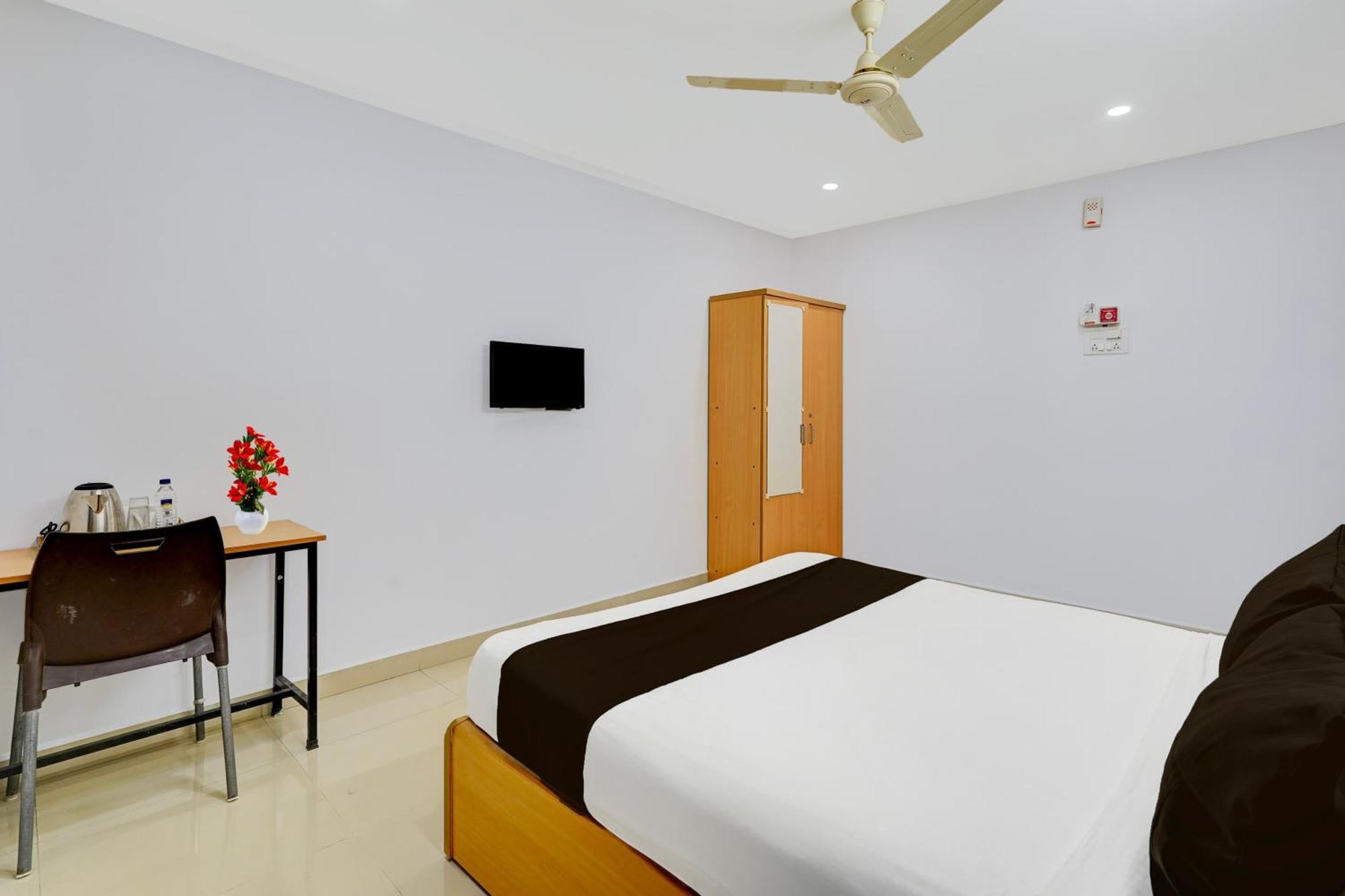 Super Hotel O Valasaravakkam Near Chandra Metro Mall Chennai Exterior foto